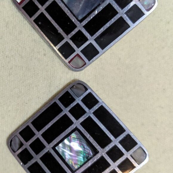 Vintage Black Square Mod Earrings With Mother Of Pearl Accents - Picture 4 of 5